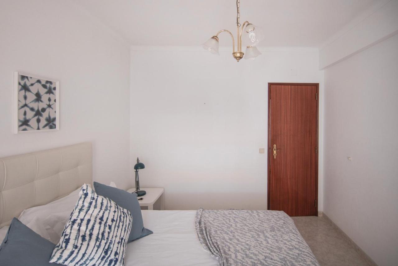 شقة Zambujeira Do Mar 4-Bed House Perfect For Families & Friends المظهر الخارجي الصورة