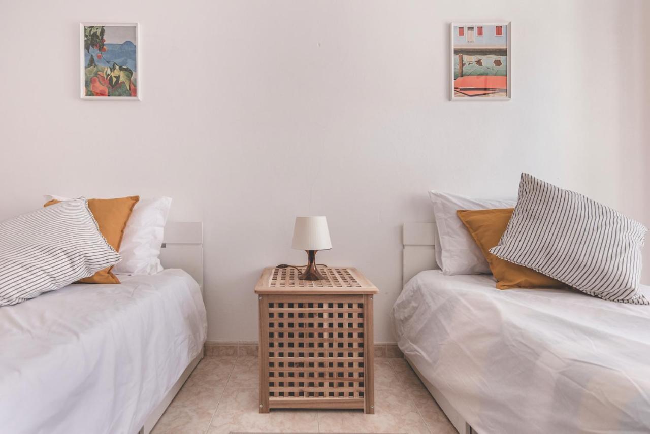 شقة Zambujeira Do Mar 4-Bed House Perfect For Families & Friends المظهر الخارجي الصورة